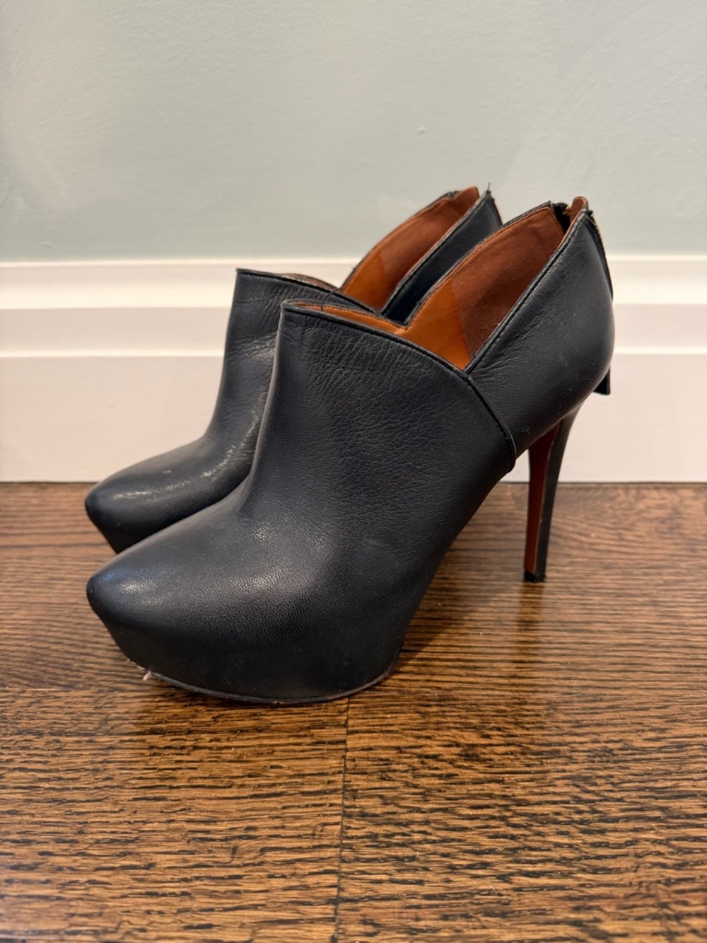 Nine West Women’s Black Leather High Heel Booties
